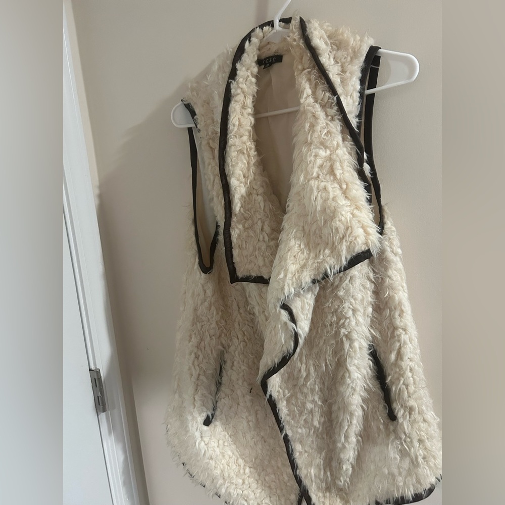 TCEC Ivory Fluffy  vest
